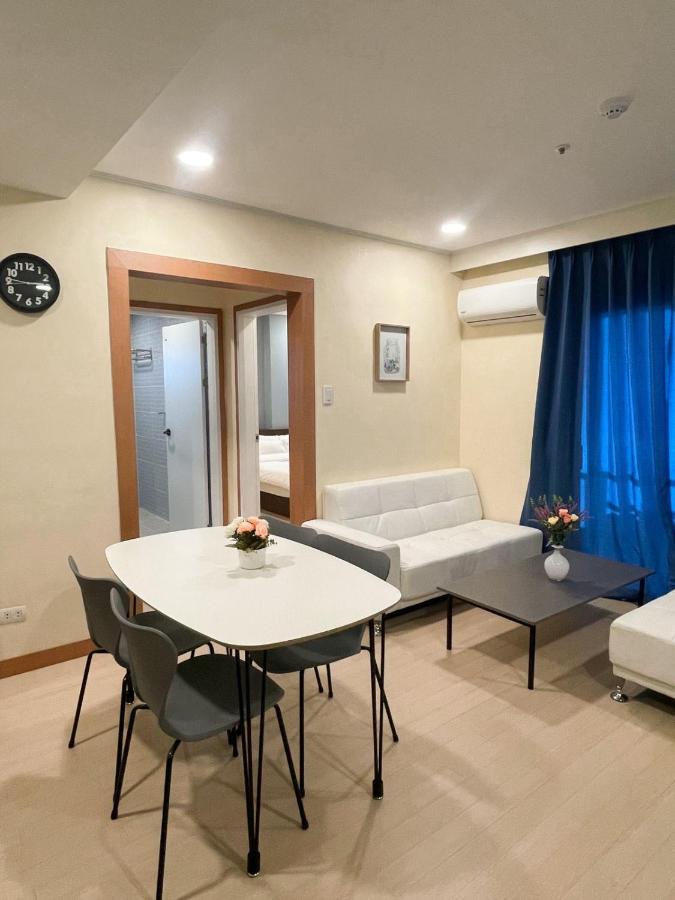 On Hotel Friendship Angeles Εξωτερικό φωτογραφία
