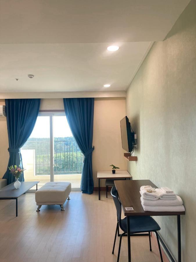 On Hotel Friendship Angeles Εξωτερικό φωτογραφία