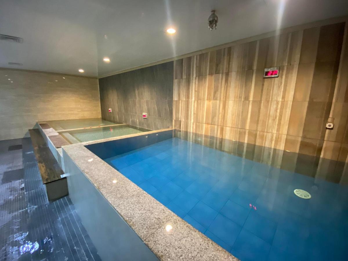On Hotel Friendship Angeles Εξωτερικό φωτογραφία